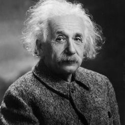 Albert_Einstein_1947 70